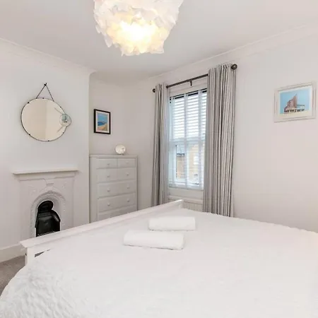 Coal Miners Cottage - Moments To Seafront Deal Exterior photo