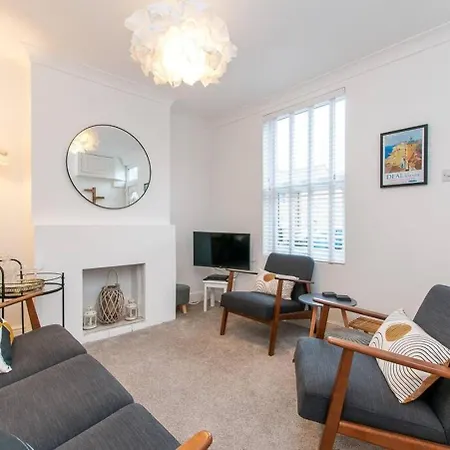 Coal Miners Cottage - Moments To Seafront Deal Exterior photo