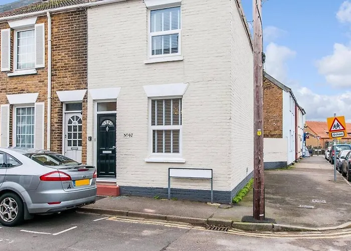 Coal Miners Cottage - Moments To Seafront